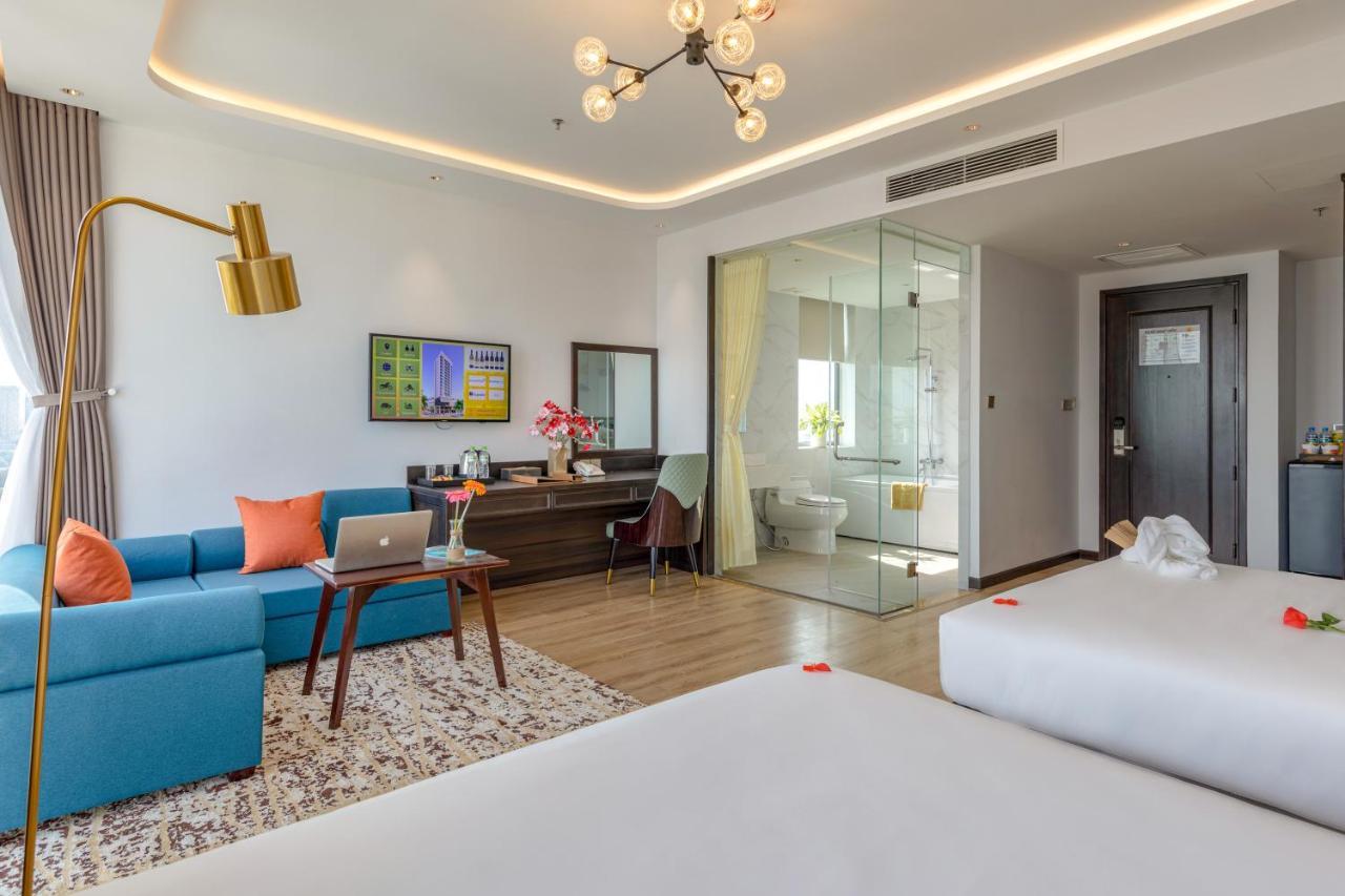 Cordial Grand Hotel Da Nang Beach - Infinity Rooftop Pool Exterior foto