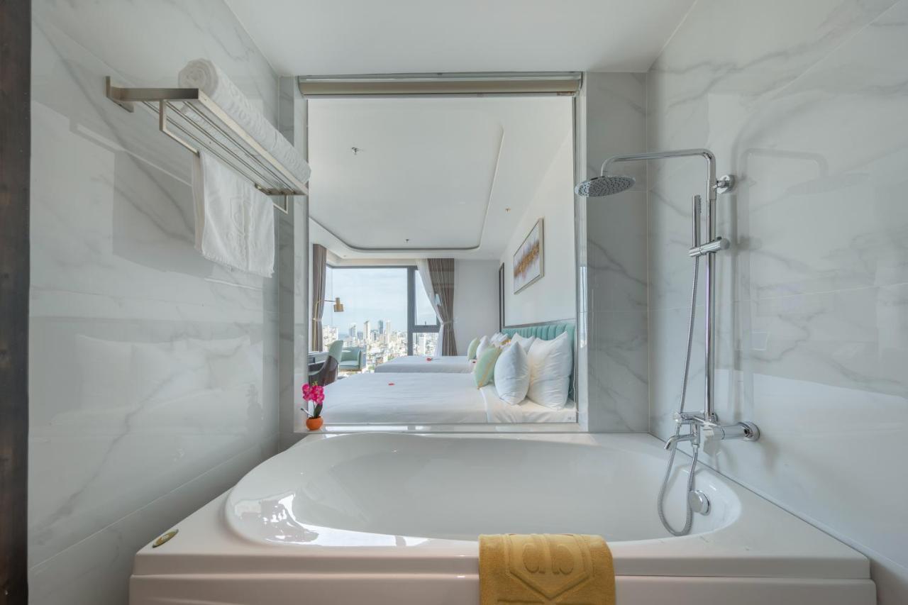 Cordial Grand Hotel Da Nang Beach - Infinity Rooftop Pool Exterior foto