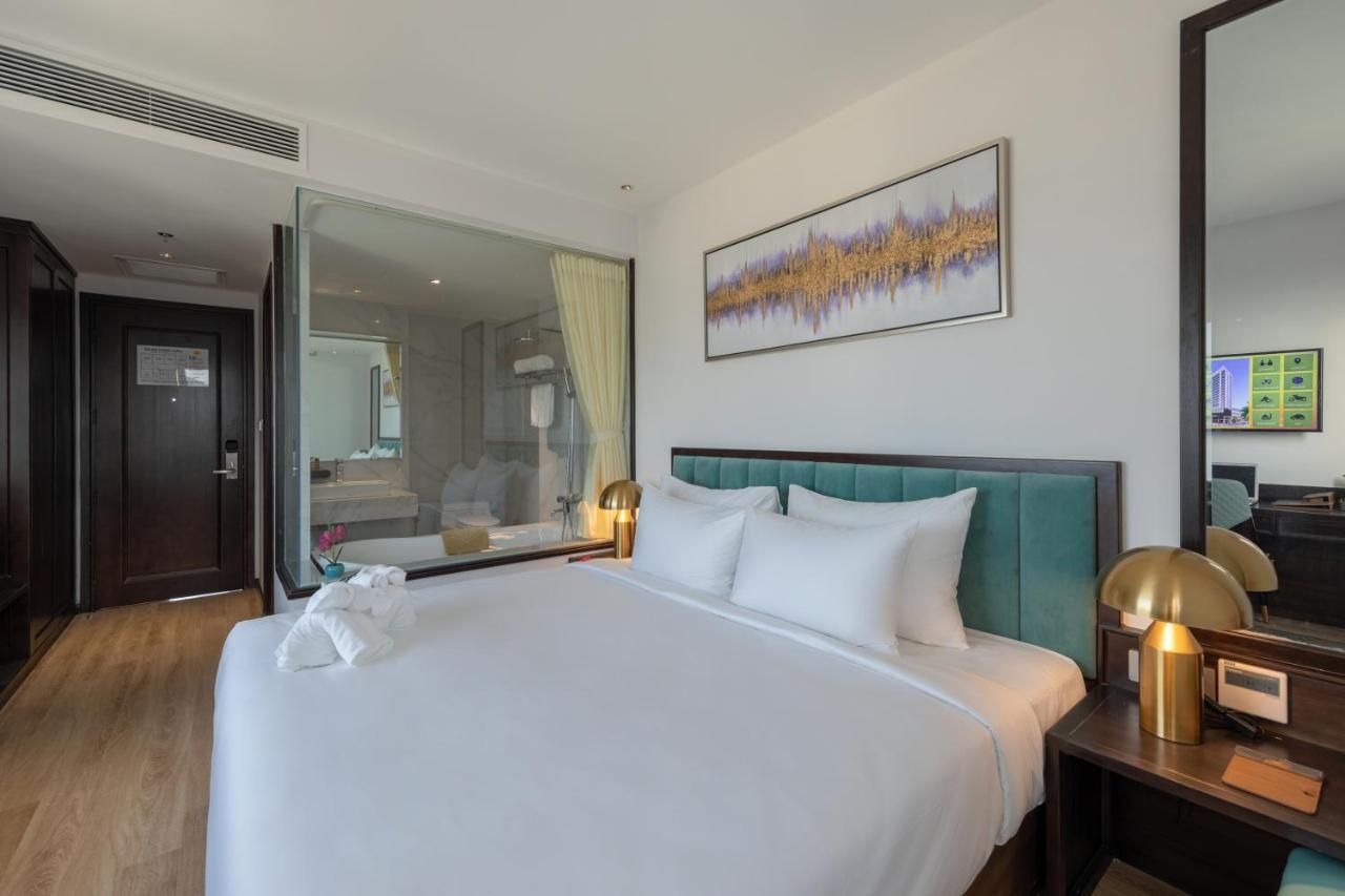 Cordial Grand Hotel Da Nang Beach - Infinity Rooftop Pool Exterior foto