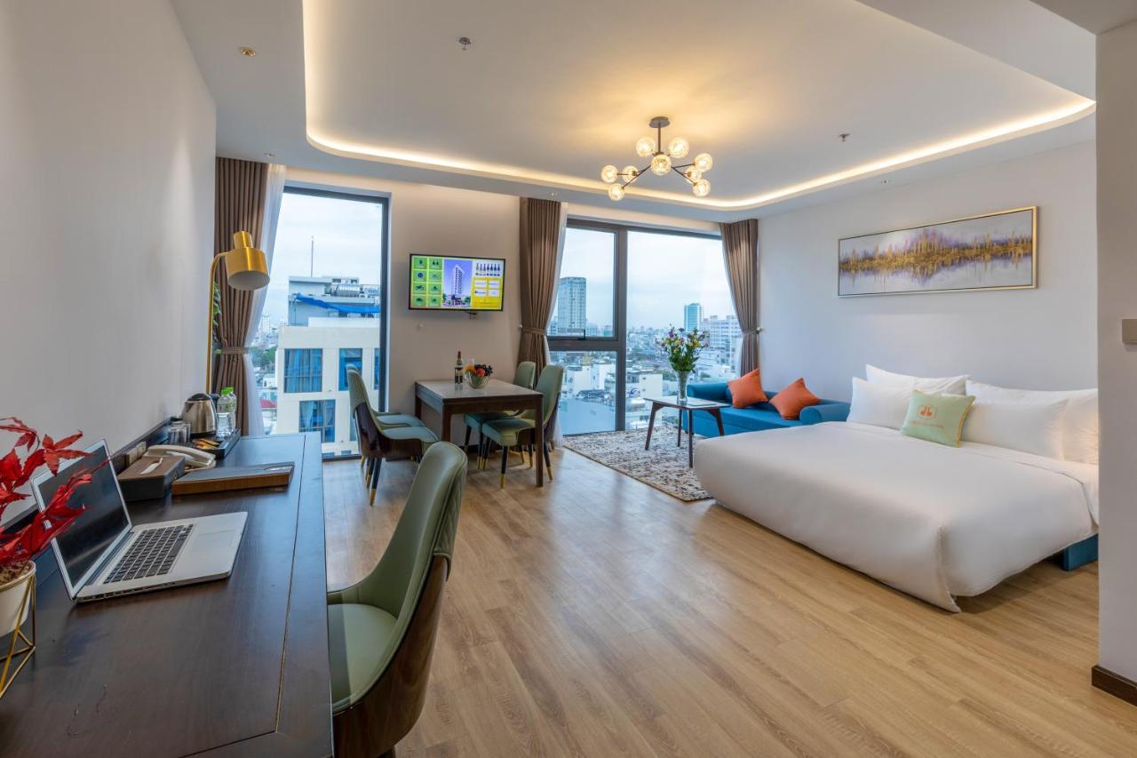 Cordial Grand Hotel Da Nang Beach - Infinity Rooftop Pool Exterior foto