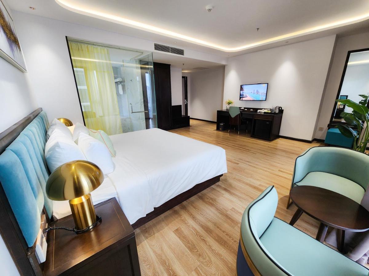 Cordial Grand Hotel Da Nang Beach - Infinity Rooftop Pool Exterior foto
